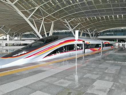 京广高铁武广段复兴号列车6月15日起按时速350公里高标运行