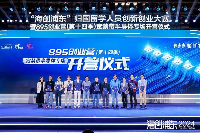 在上海嘉定感受智能汽车创新“热带雨林”