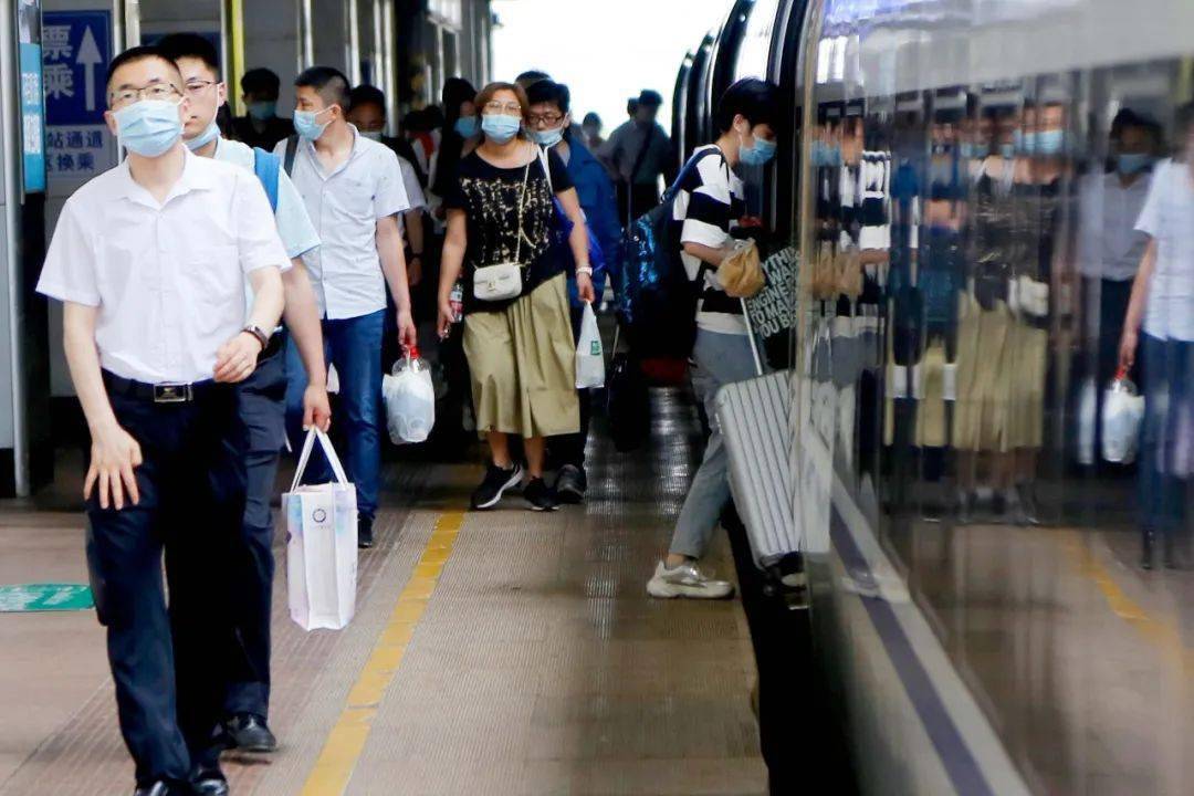 铁路端午小长假运输今日启动 预计发送旅客7400万人次