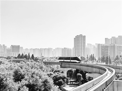 交通运输部：“6轴7廊8通道”主骨架已经基本成形