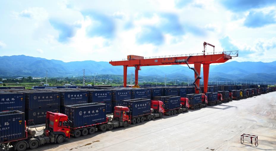 今年全国新开通铁路专用线59条 新增货物发到量近2000万吨