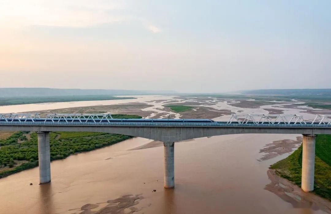 晋蒙之间新增一条高铁大通道 集宁经大同至原平高铁明日开通运营