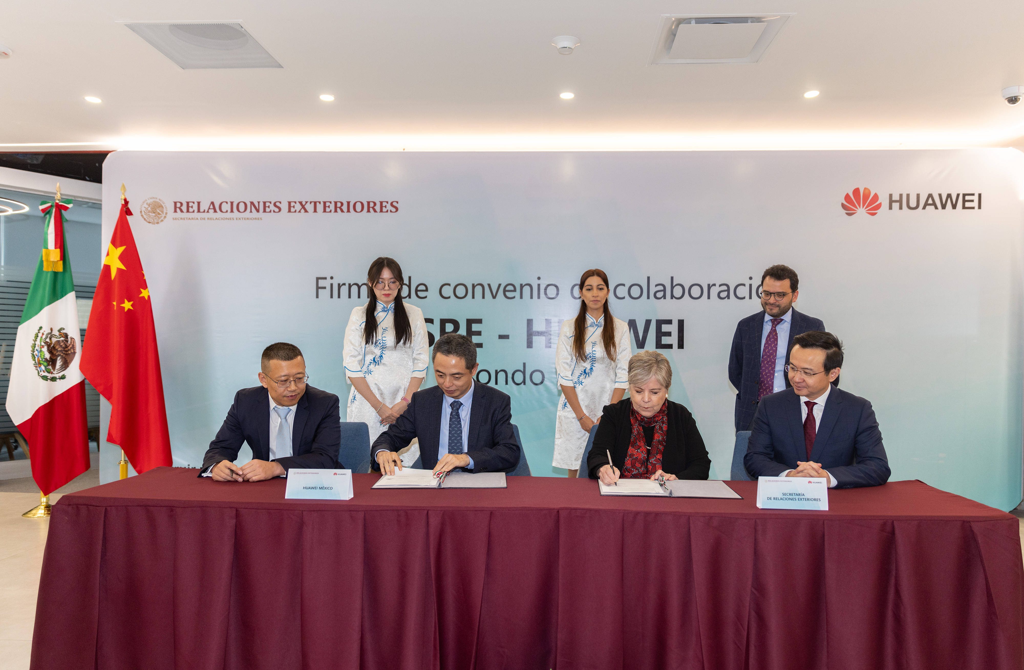 商务部：打造“投资中国”标志性展会 开展六大招商引资行动