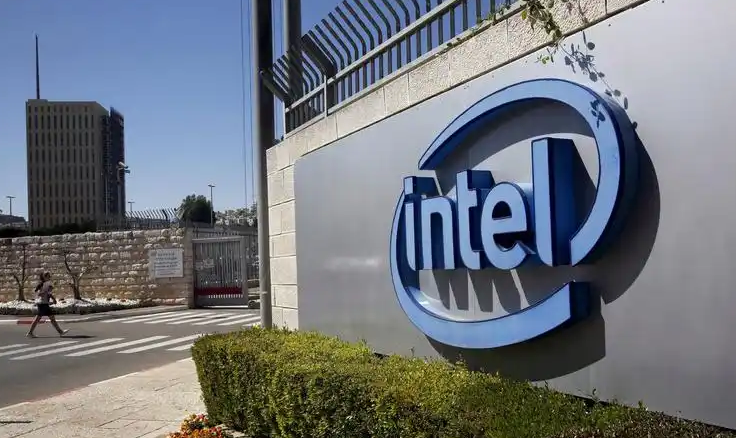 英特尔连续六个季度亏损创35年最长纪录：裁员15%，取消德国及波兰芯片厂建设计划