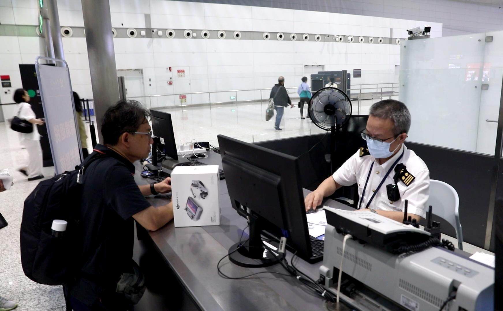 商务部：上半年全国离境退税销售额同比增长近1倍