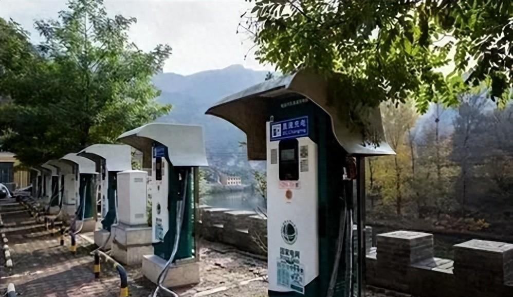 国家能源局：截至7月底 我国充电基础设施数量达1669.6万个