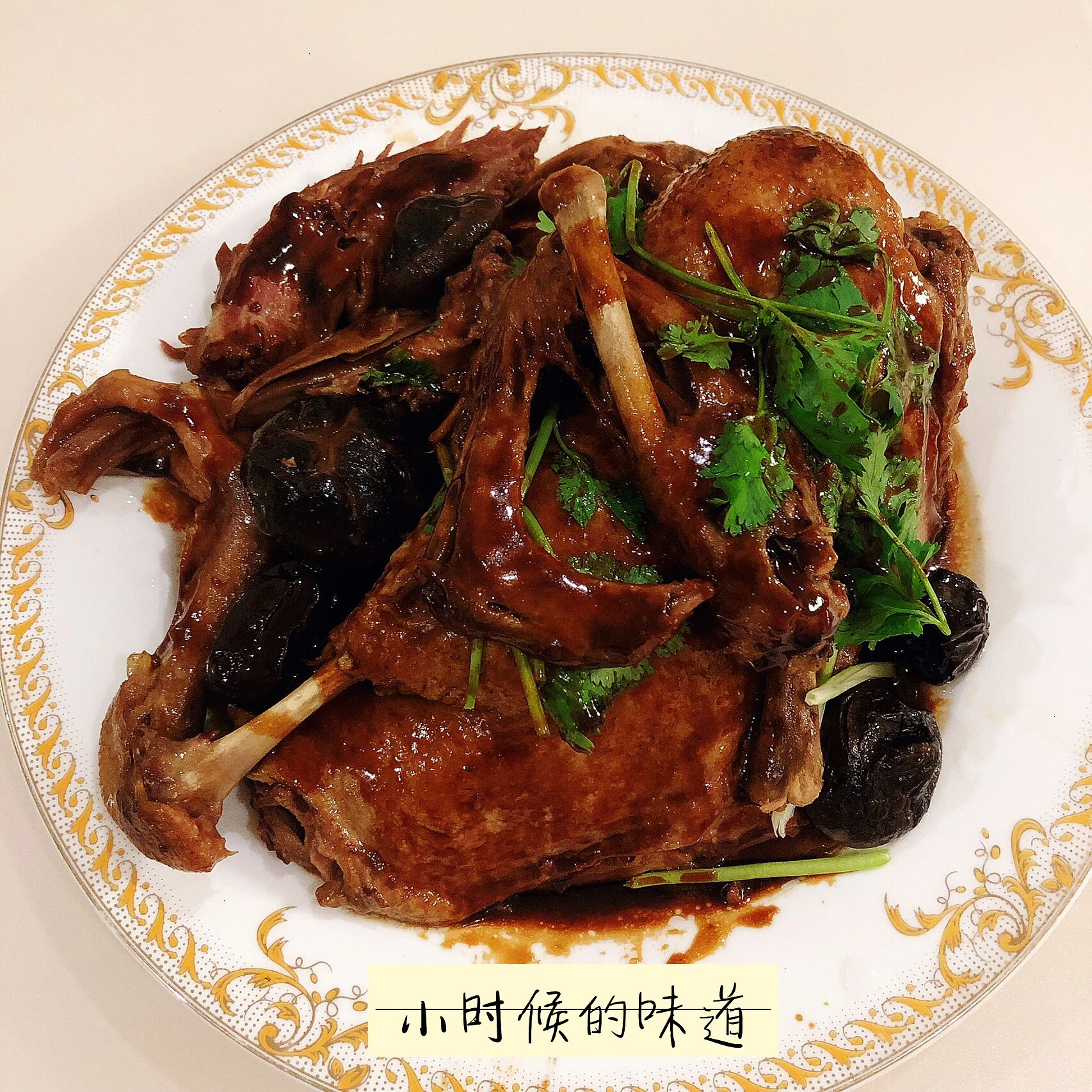广西“鬼节”鸭市旺 年轻人“花式”选鸭传温情