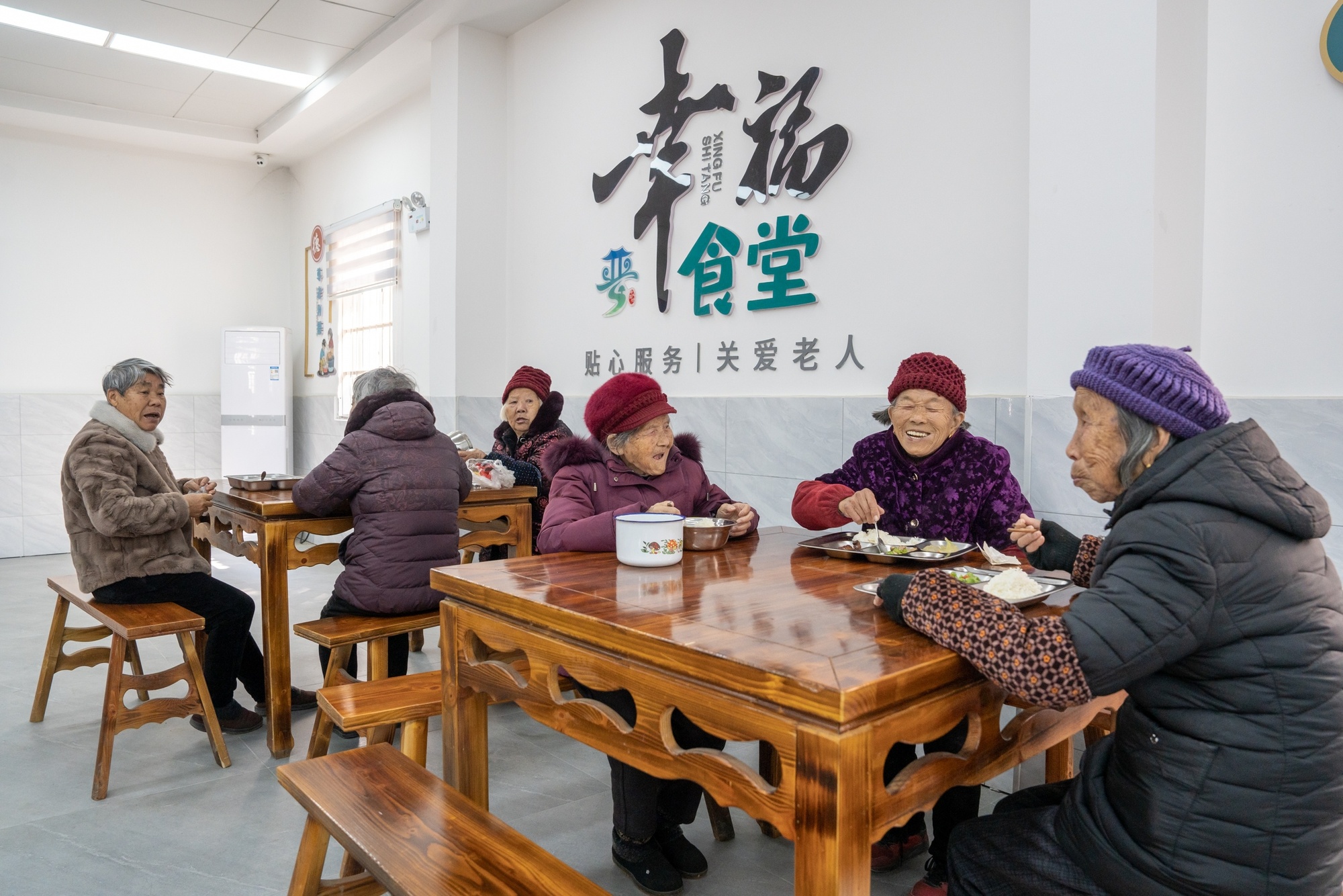 爱心守望伴银龄 浙江金华邻里互助养老绘就民生暖景